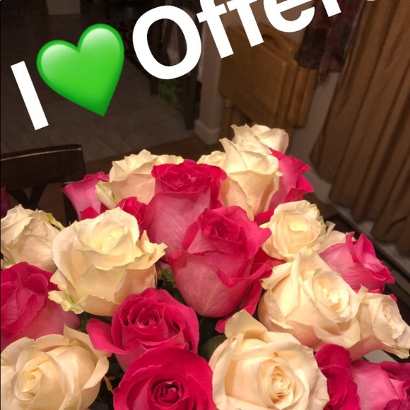 🎀 Happy Poshing 🎀 - Picture 2 of 2